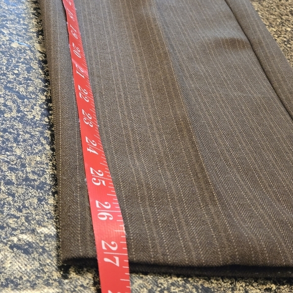 Alfred Dunner Brown Pinstripe Dress Pants Stretch Straight Leg 2 Pocket Women 10 - Picture 11 of 12